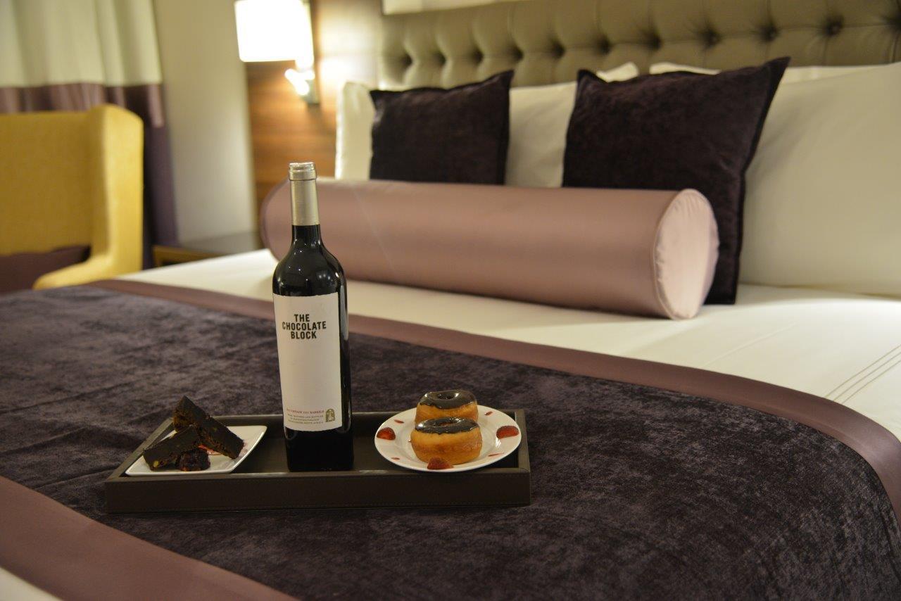 The Envoy Hotel อาบูจา ภายนอก รูปภาพ
