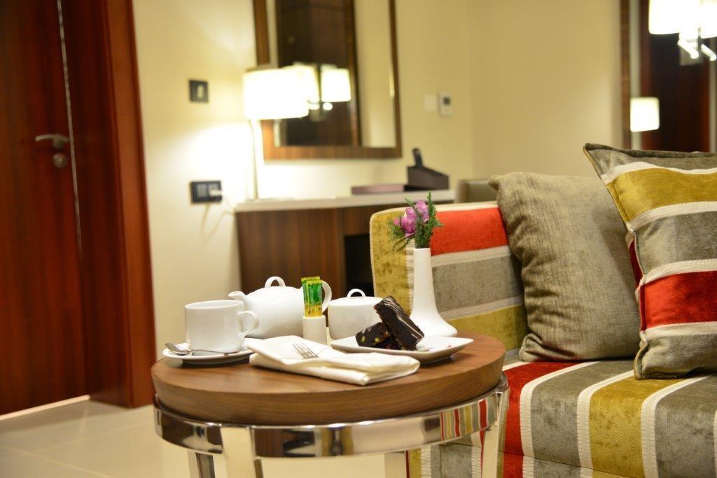 The Envoy Hotel อาบูจา ภายนอก รูปภาพ