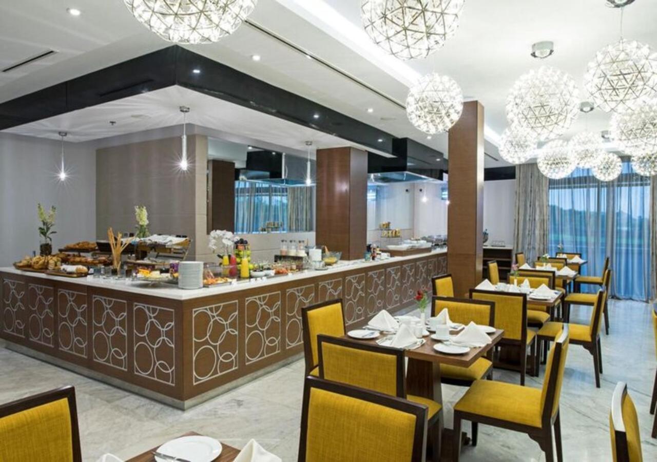 The Envoy Hotel อาบูจา ภายนอก รูปภาพ
