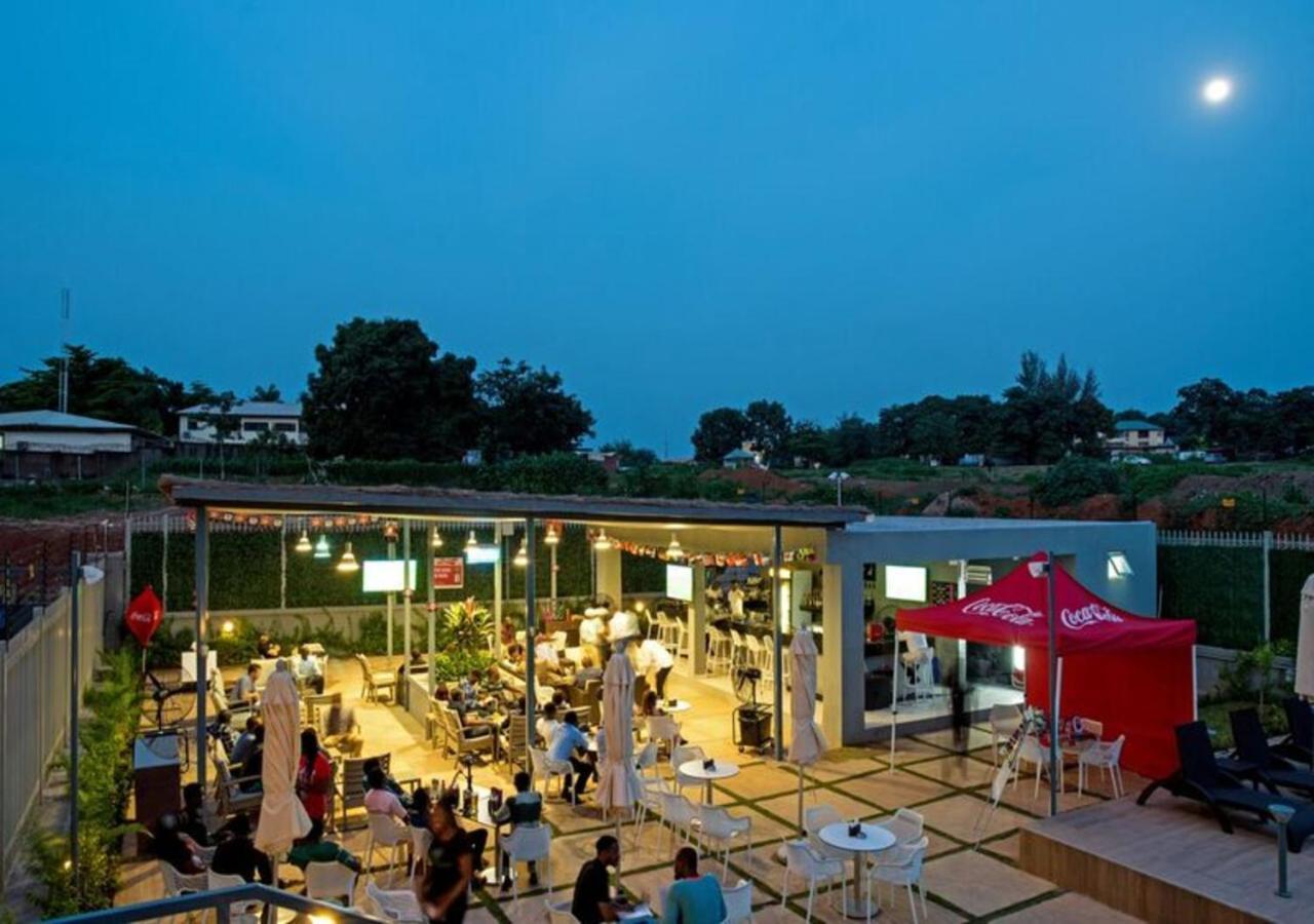 The Envoy Hotel อาบูจา ภายนอก รูปภาพ